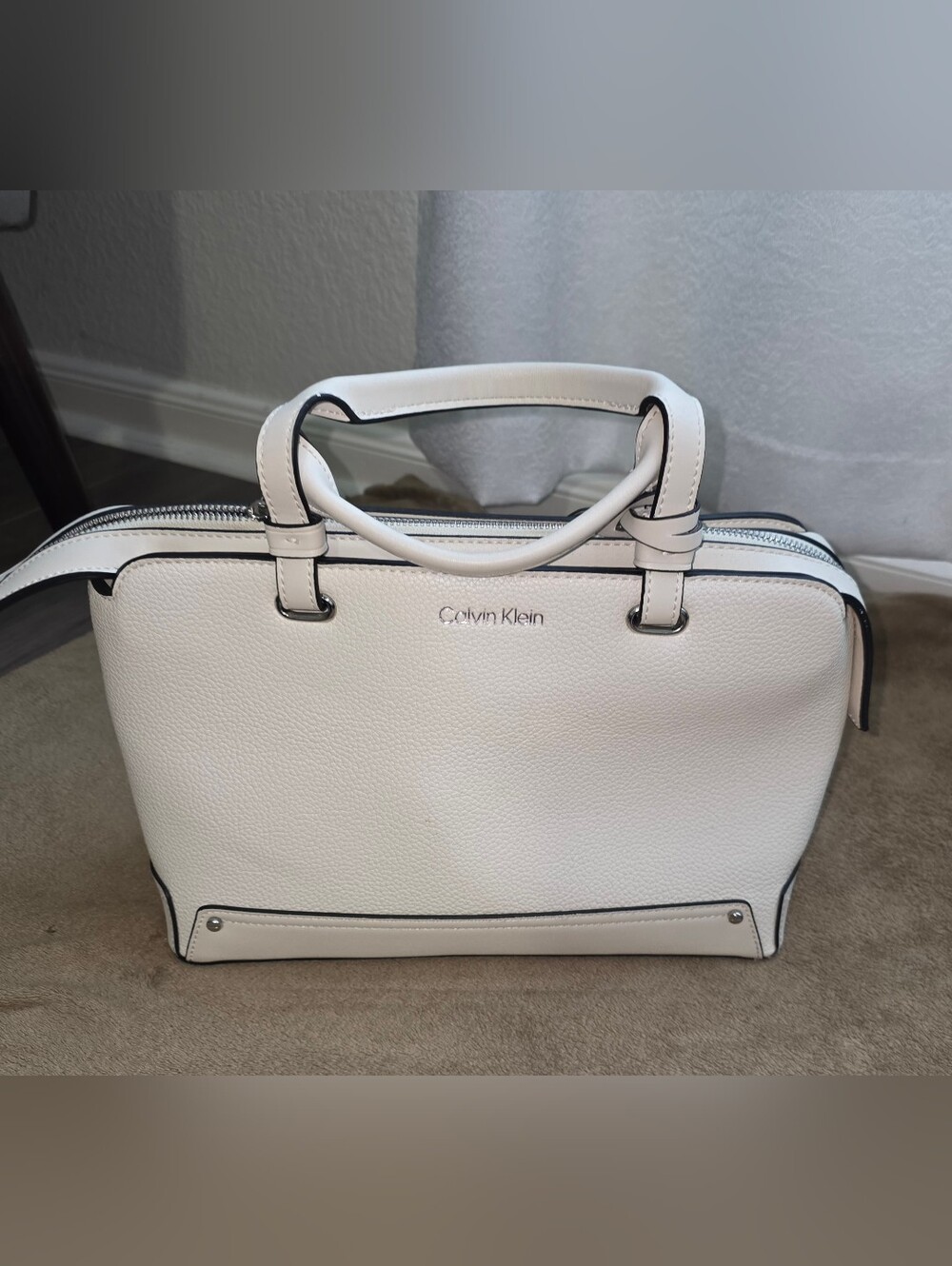 Calvin Klein White Pebbled Medium Satchel Top Handle Zip Bag w/ Detachable Strap